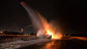Tanker-fire-on-I75-and-Outer-Drive-scene-1-JPG