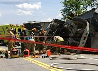 Face à face entre deux poids lourds (Mauricie)