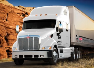 Camions Excellence Peterbilt remporte le prix : «Regional Award»