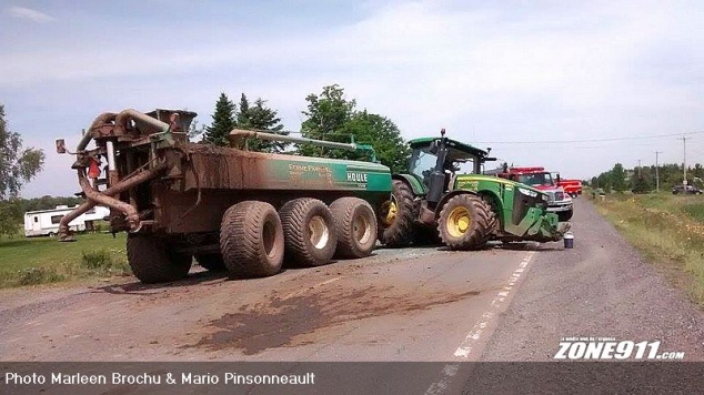 Un tracteur et un camion impliqué dans une violente collision sur la route 116 à St-Agapit