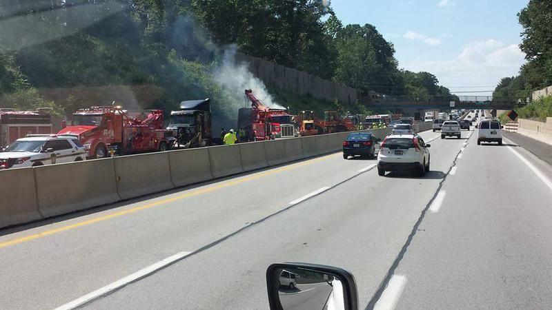 Camion en feu sur l&rsquo;Interstate 276 en Pensylvania