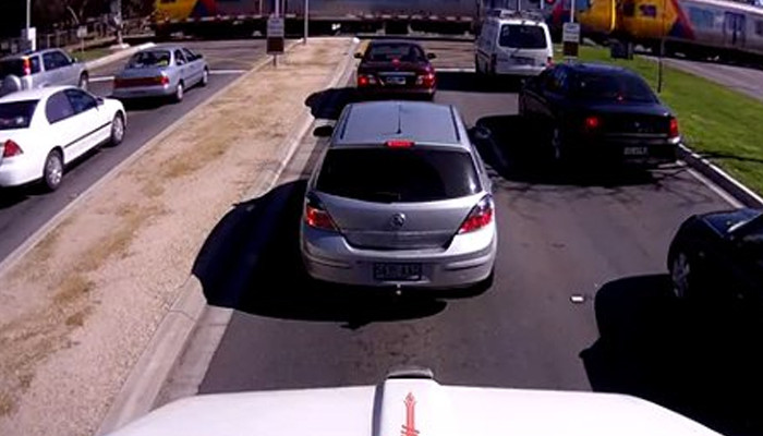 American Central Transport offre une prime aux utilisateurs de  »Dashcam »