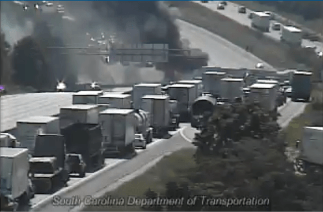 En Caroline du Sud, l&rsquo;Interstate 85 est fermé suite à un camion en feu
