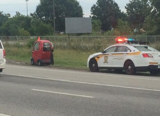 Non, ce n’est pas une Smart sur l’autoroute Robert-Bourassa à Québec