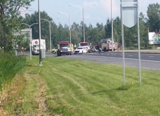 Accident camion vs deux motos à Longueuil: Enquête en cours.