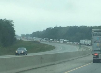 Un camionneur perd la vie lors d’un accident sur la 401 (Brockville)
