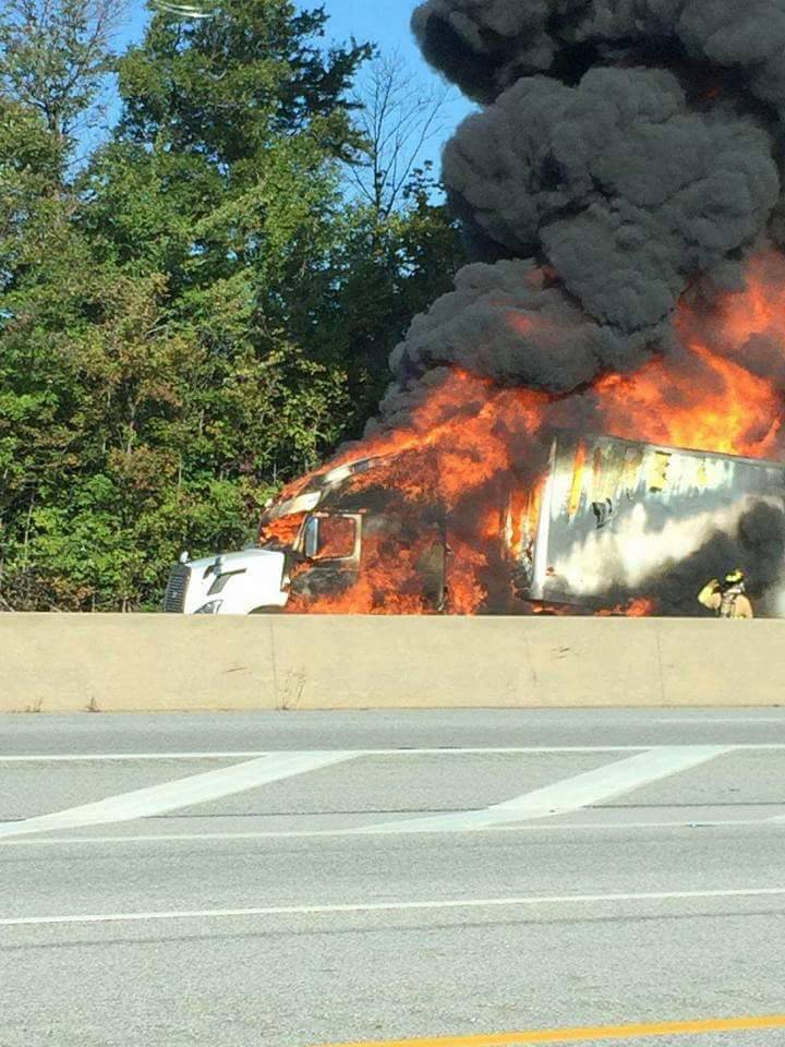 Un camionneur Québécois perd la vie sur la I-271 en Ohio