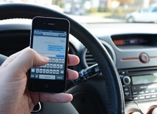 Cellulaire au volant en Ontario? Dès minuit ce soir, pensez-y!