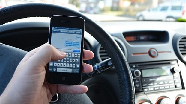 Cellulaire au volant en Ontario? Dès minuit ce soir, pensez-y!