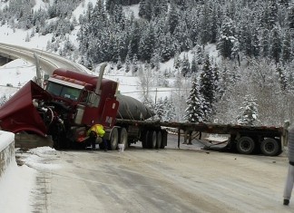 Partout en Amérique avec la neige: Soyez prudents!