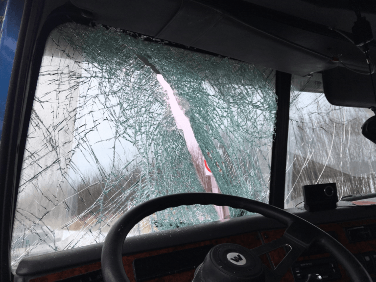 Incident sur l&rsquo;autoroute 55 au Centre-du-Québec – Rappel sur le déneigement/déglaçage des véhicules