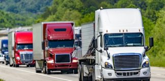 USA: Les camionneurs pourraient obtenir 25 000 $ en indemnité de risque COVID-19 dans le cadre d’une nouvelle proposition nomée «Fonds des héros»