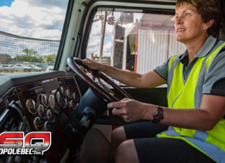 Les camionneuses ont-elles autant d’opportunité d’emploi dans le transport que les hommes?