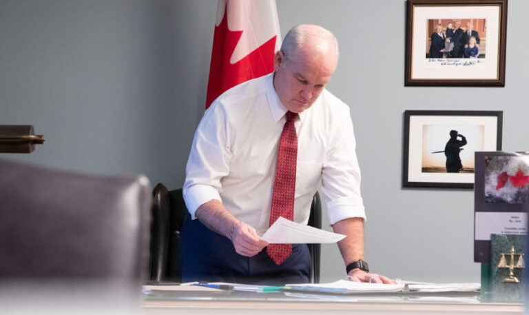 Convoi: Erin O’Toole met en garde les groupes extrémistes