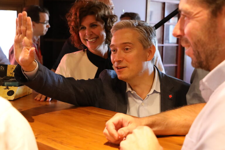 Les libéraux veulent s’attaquer à la pénurie de la main-d’oeuvre