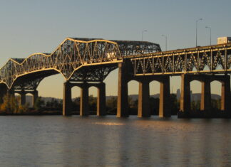 Déconstruction du pont Champlain