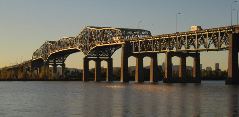 Déconstruction du pont Champlain