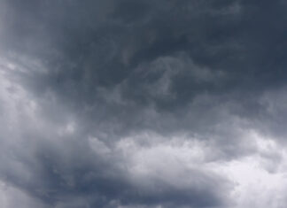 Alertes smog et orages violents au Québec