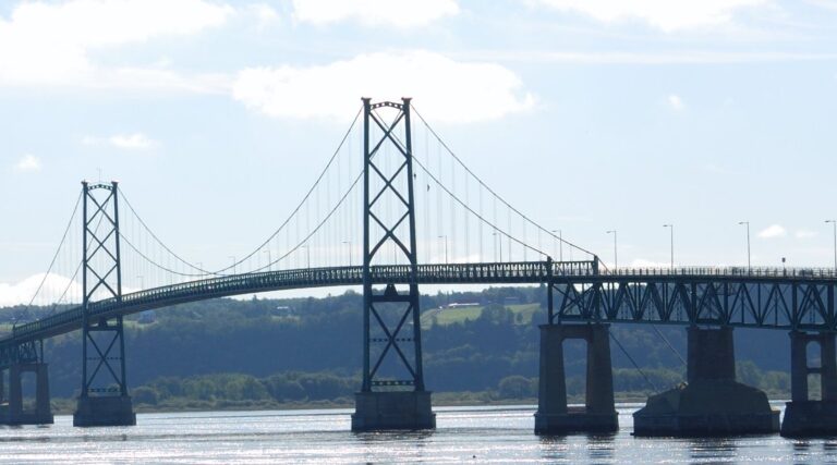 Travaux sur le pont de l&rsquo;Île-d&rsquo;Orléans