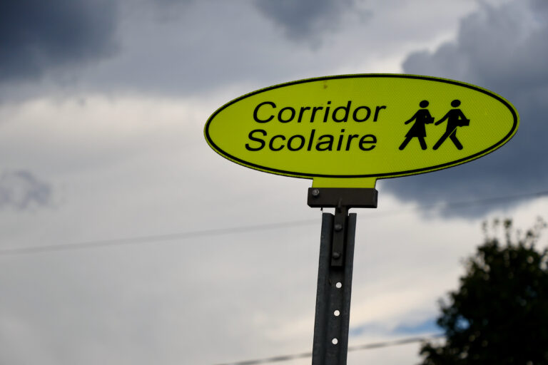 Adolescent frappé mortellement par un autobus scolaire, la coroner fait ses recommandations