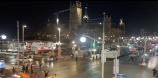 Les manifestants se font entendre ce soir à Ottawa (vidéo)