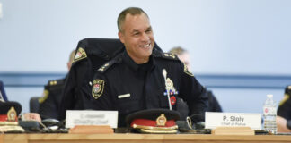 Ottawa : Le chef de la police démissionne