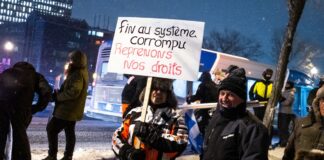 Des camionneurs mécontents de la situation à Ottawa convoi Ottawa