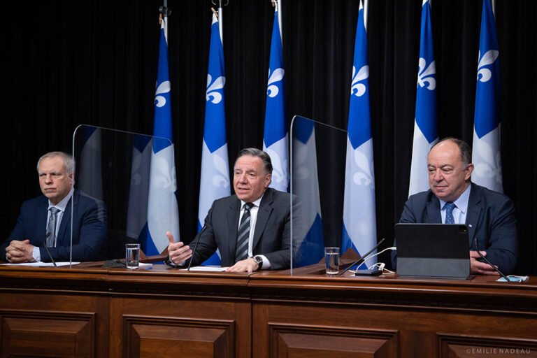 François Legault présente un plan de déconfinement