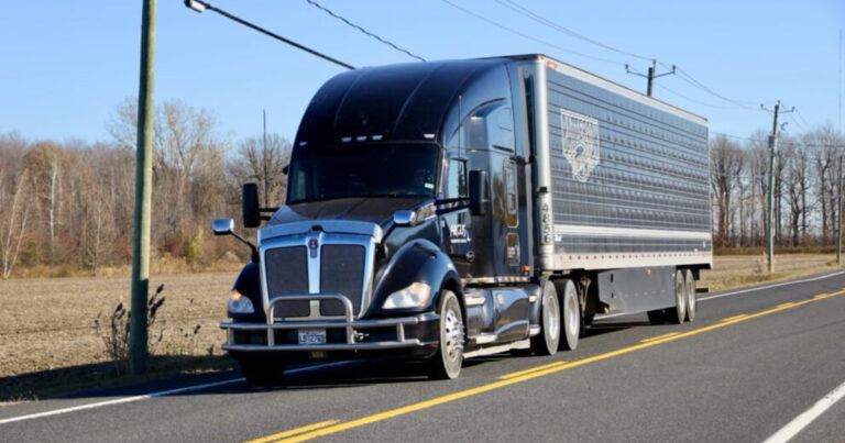 Mars : Les commandes de remorques dépassent 37 000