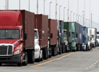 Opération policière visant les poids lourds de Trois-Rivières