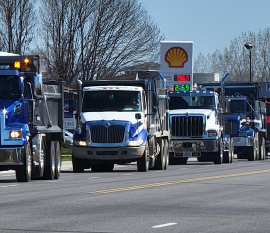 Les camionneurs en vrac manifestent