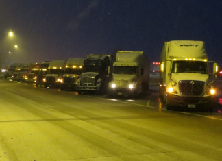 Des conditions de blizzard et de verglas dangereuses prévues dans plusieurs États américains