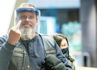 Prison à domicile pour l’ex-complotiste Mario Roy