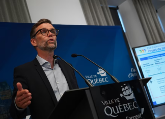 Bruno Marchand dit non à un référendum sur le projet de tramway à Québec