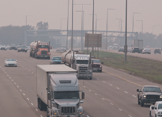 Économie et consommation sous tension : signe de récession pour le camionnage?