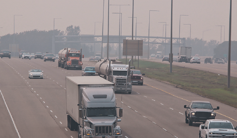 Économie et consommation sous tension : signe de récession pour le camionnage?