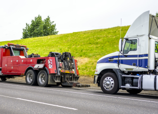 16 000$ pour le remorquage d’un camion fourgon!