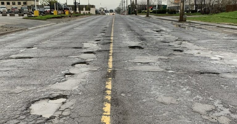 Bitume Québec : Urgence d&rsquo;investir pour sauver le réseau routier