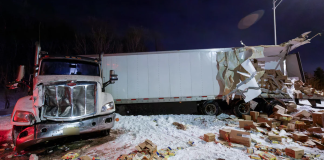 Collision dans une halte routière en raison de la poudrerie