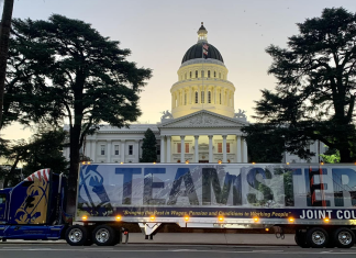 Les Teamsters poussent pour l’intégration d’opérateurs dans les camions autonomes