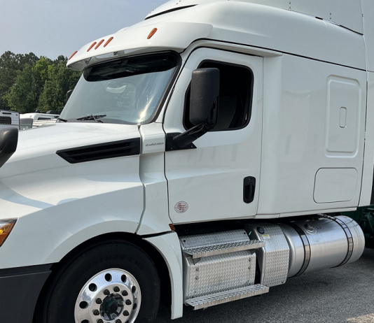 Le Cascadia de Freightliner a dominé le marché des camions usagés aux États-Unis en 2023