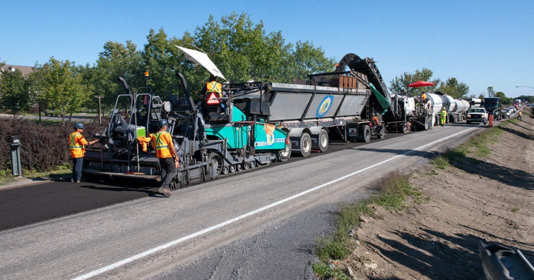 Le recyclage à froid demeure l’une des techniques de pavage qui gagne en popularité. (Groupe CNW/Bitume Québec)