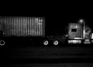 Un geste tragique sur l’autoroute 40 : Suicide par camion Accident sur l'autoroute 40 : Suicide par camion, générant des troubles de SSPT chez les Camionneurs.