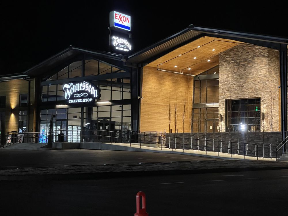 Tennessean Travel Stop