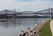 Collaboration pour du camionnage sur le Pont de Québec?