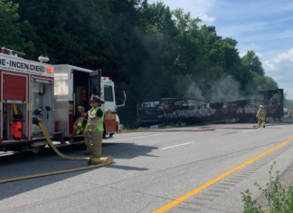 Autoroute 416: Un camionneur sévèrement brûlé, l’autre conducteur dans un état grave Ontario Provincial Police - East Region
