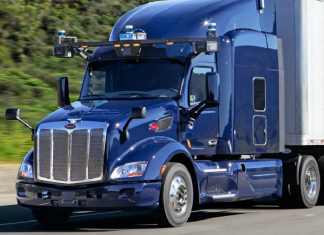 Camionneurs et camionneuses: vers une extinction ou une évolution du métier?