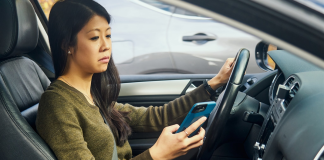 Une étude de CAA révèle un taux élevé de distractions au volant en Ontario