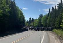 Un incident de camion perturbe la circulation à Notre-Dame-du-Rosaire