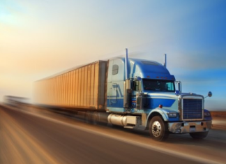 Industrie du camionnage : le Québec passe à l’attaque pour réduire les GES Un projet de loi ambitieux pour réduire les GES, mais la suspension du programme Écocamionnage fragilise la crédibilité du gouvernement dans sa lutte climatique.